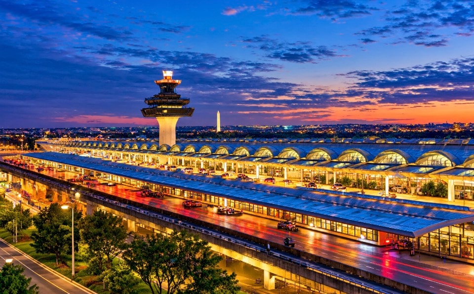 Reagan National Airport control tower at dusk